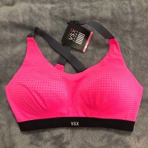 Victoria’s Secret VSX SPORTS BRA 32D